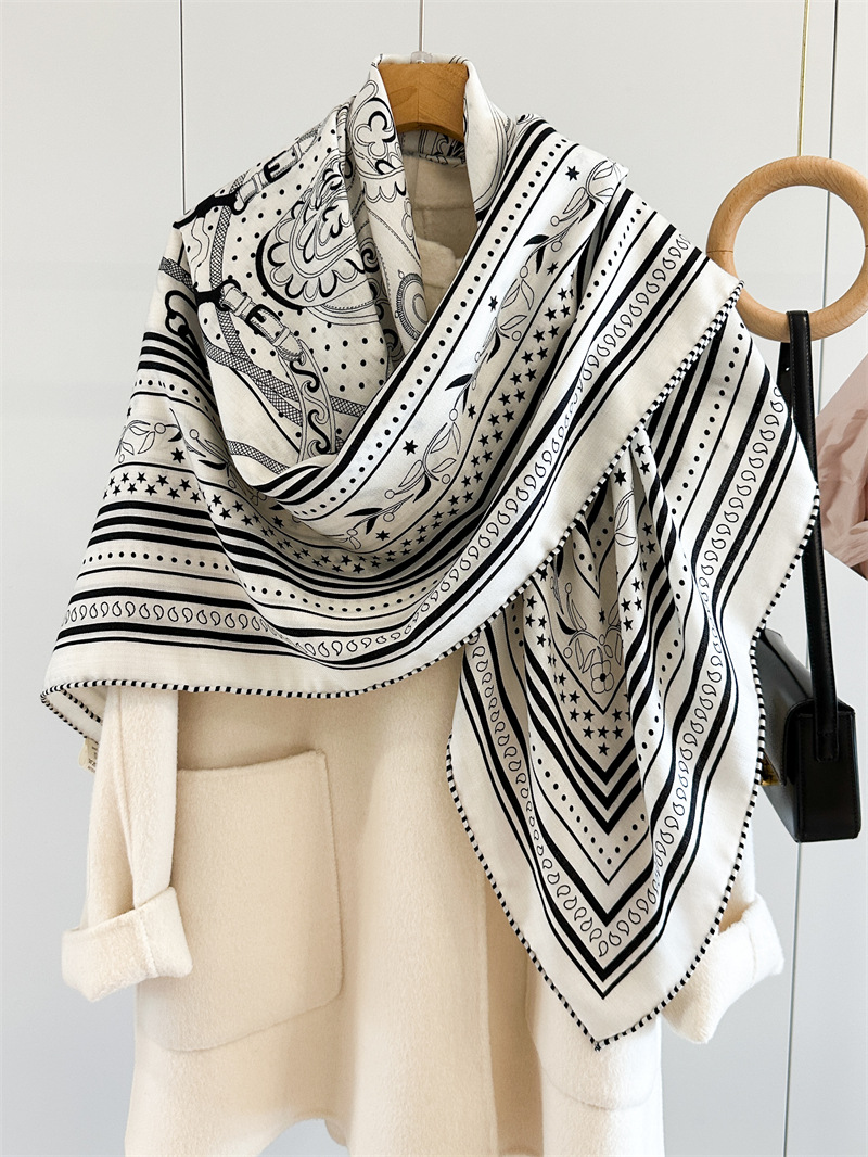 Sjaal van zijde en wol, 135 cm - Winter Clothing Hong Kong recensie en prijs